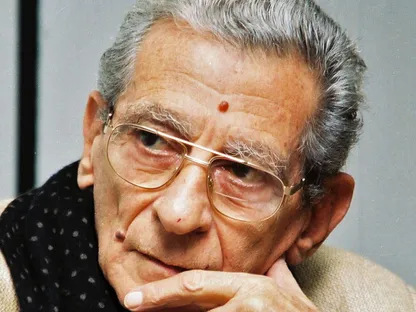 محاكمة الأخ الأكبر في سينما يوسف شاهين