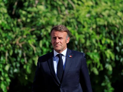 الرئيس الفرنسي إيمانويل ماكرون لدى وصوله إلى مولدوفا. 27 أغسطس 2025 - Reuters