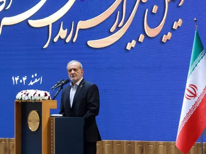 الرئيس الإيراني: لا حديث عن إنهاء الحرب ما لم نضمن عدم شن مزيد من الهجمات