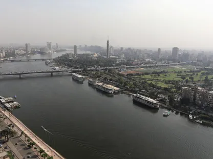 مصر.. إجراءات حكومية لحماية الأطفال من مخاطر منصات التواصل الاجتماعي