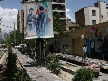 بيزشكيان: التقيت المرشد مجتبى خامنئي.. والاجتماع استمر ساعتين ونصف