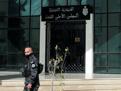 شرطة تونس تعتقل مرشحاً محتملاً لانتخابات الرئاسة بشبهة غسل أموال