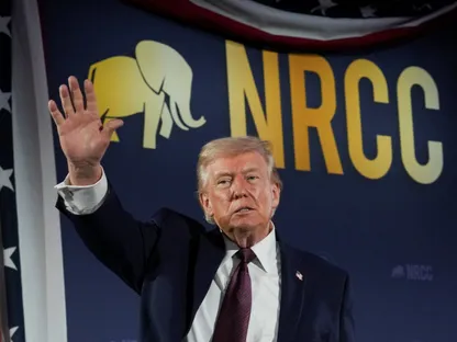 استعداداً لـ"تحدٍ كبير جديد".. ترمب يبلغ مساعديه برغبته في إنهاء حرب إيران سريعاً