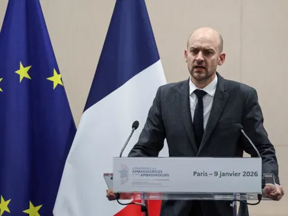 فرنسا: فوجئنا بمشاركة المفوضية الأوروبية في اجتماع "مجلس السلام"