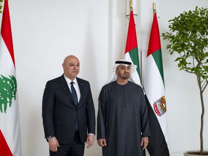 رئيس دولة الإمارات الشيخ محمد بن زايد يستقبل الرئيس اللبناني جوزاف عون في أبو ظبي. 30 أبريل 2025 - وكالة "وام"