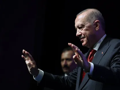 تركيا تلمح إلى انتخابات مبكرة قد تتيح لأردوغان الترشح مجدداً