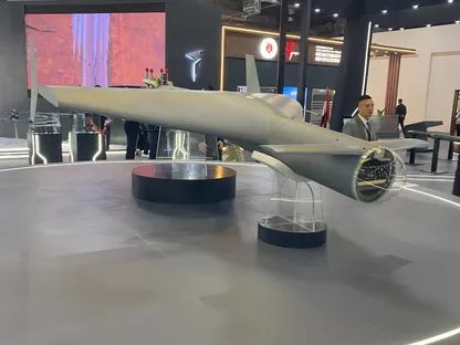 جانب من المسيرة المصرية "جبار 150" في معرض "إيديكس 2025" بالعاصمة القاهرة. 2 ديسمبر 2025 - الشرق