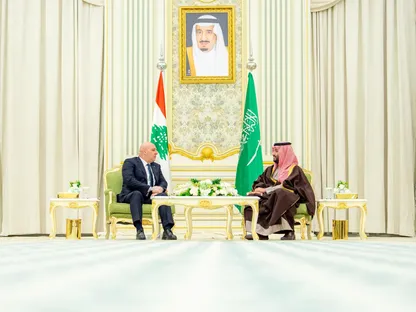 ولي العهد السعودي يتلقى اتصالاً هاتفياً من الرئيس اللبناني
