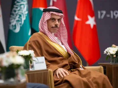 رئيس البرلمان اللبناني لوزير الخارجية السعودي: متمسكون باتفاق الطائف