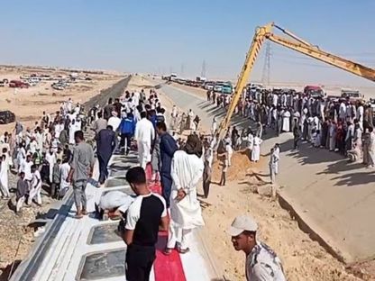 انقلاب عربة قطار ركاب قادم من الإسكندرية في طريقه إلى محافظة مطروح بمصر. 30 أغسطس 2025 - الشرق