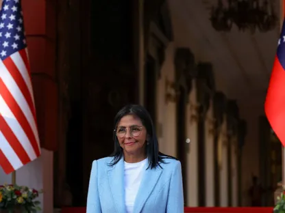 رئيسة فنزويلا المؤقتة: مادورو لا يزال "الرئيس الشرعي"