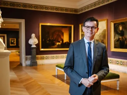 تعيين كريستوف ليريبو مديراً جديداً لمتحف اللوفر الفرنسي