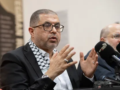 حماس لـ"الشرق": ننتظر رداً من ملادينوف على اتفاق غزة ونحذر إسرائيل من تعطيله