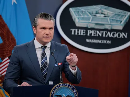 وزير الحرب الأميركي يرفض وضع إطار زمني لحرب إيران: أهدافنا لم تتغير