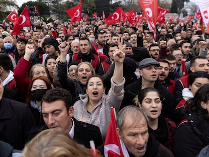 تجمّع حاشد للمعارضة التركية في مدينة إسطنبول. 15 ديسمبر 2022 - REUTERS
