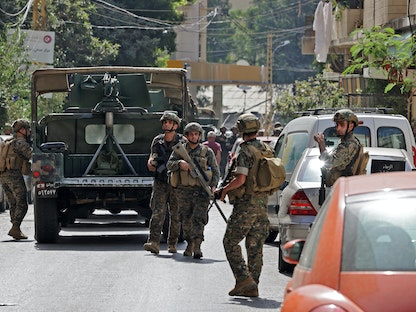 الجيش اللبناني ينتشر في منطقة الطيّونة بالعاصمة بيروت - 14 أكتوبر 2021 - AFP