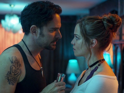مشهد من المسلسل المكسيكي "من قتل سارة" - Netflix Mena