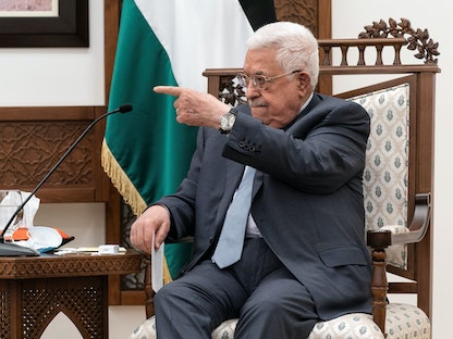 الرئيس الفلسطيني محمود عباس خلال استقباله وزير الخارجية الأميركي انتوني بلينكن في رام الله - 25 مايو 2021 - REUTERS