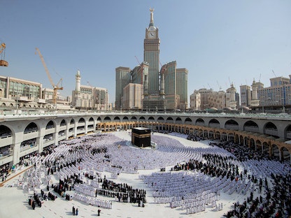 صورة علوية للكعبة بالمسجد الحرام في مكة المكرمة - 30 أبريل 2022 - REUTERS