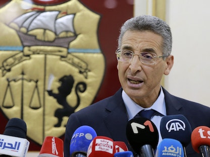 وزير الداخلية التونسي توفيق شرف الدين في مؤتمر صحفي في العاصمة التونسية . 3 يناير 2021. - AFP