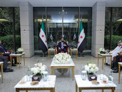 الشرع يلتقي مثقفين مشاركين في معرض دمشق للكتاب