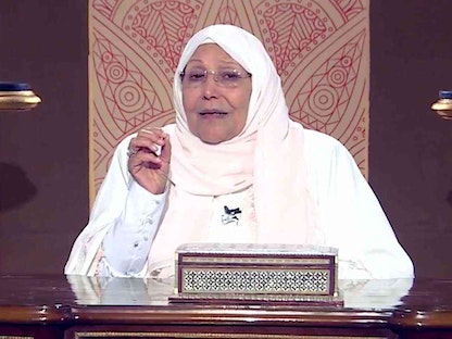 صورة من مقطع فيديو للداعية الإسلامية عبلة الكحلاوي - الشرق