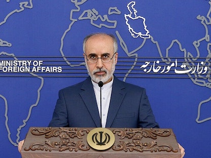 المتحدث باسم وزارة الخارجية الإيرانية ناصر كنعاني في مؤتمر صحافي. - وكالة إرنا