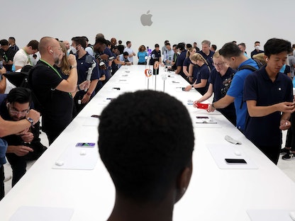 حفل إطلاق منتجات جديدة لأبل من بينها iPhone 14 في مقر الشركة بولاية كاليفورنيا. 7 سبتمبر 2022 - AFP