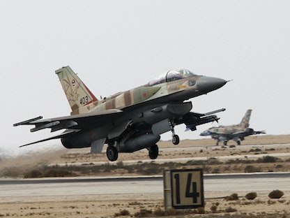 مقاتلة من طراز F-16I تقلع من قاعدة رامون الجوية في جنوب إسرائيل- 19 نوفمبر 2008 - REUTERS