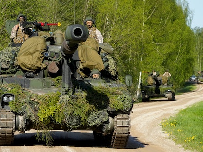 غزو أوكرانيا يحيي التجنيد الإجباري في لاتفيا