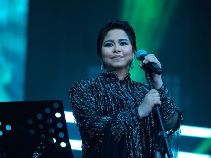 المطربة المصرية شيرين عبدالوهاب خلال حفلها في أبو ظبي، 5 مايو 2022. - facebook/OfficialSherine/