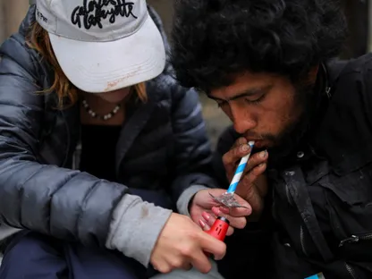 الفنتانيل.. مخدر يقتل 200 أميركي يومياً