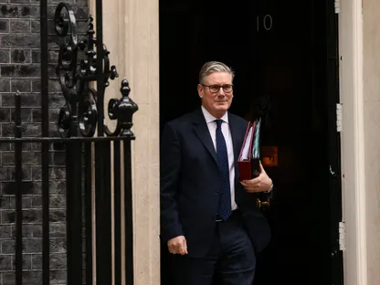 ستارمر: غير مستعد للانخراط في حرب لا توجد لها خطة واضحة