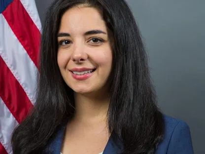 الناطقة الإقليمية باسم وزارة الخارجية الأميركية إيريكا تشوسانو - الشرق