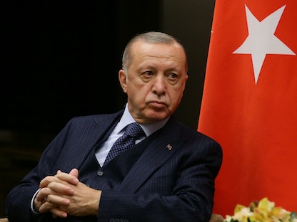 الرئيس التركي رجب طيب أردوغان خلال اجتماعه بنظيره الروسي فلاديمير بوتين في سوتشي - 29 سبتمبر 2021 - REUTERS