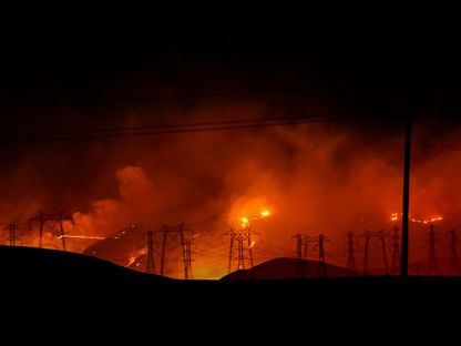 حرائق مستعرة في مقاطعة سان خواكين بولاية كاليفورنيا الأميركية. 2 يونيو 2024 - AFP