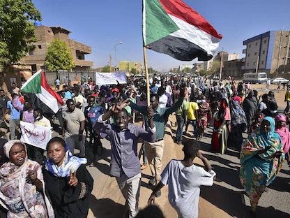 جانب من المظاهرات في العاصمة الخرطوم - 13 نوفمبر 2021 - AFP