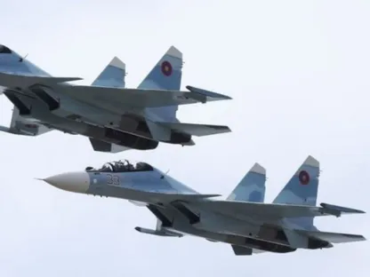 للمرة الأولى.. تسليح المقاتلة الروسية بعيدة المدى Su-30 بقنابل انزلاقية إيرانية