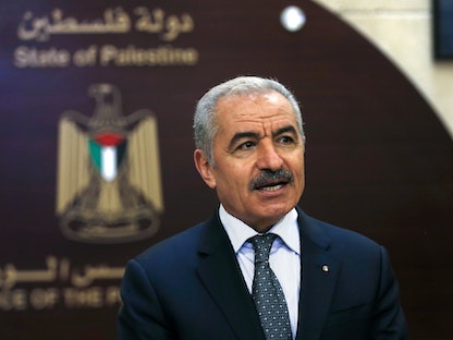 رئيس الوزراء الفلسطيني محمد اشتية في رام الله. 25 أغسطس 2020 - REUTERS
