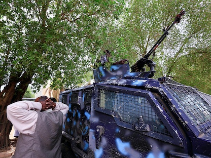 مدرعة أمنية للشرطة في العاصمة السودانية الخرطوم، 21 يوليو 2020 - REUTERS