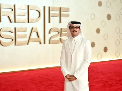 علي الكلثمي لـ"الشرق": استبدال الكفاءات البشرية بالذكاء الاصطناعي يضر صناعة السينما