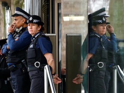 تقرير يعصف بشرطة لندن: عنصرية وتكره النساء ونصف السكان لا يثق بها