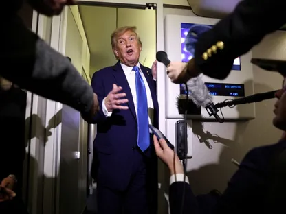 ترمب: إسرائيل لن تخفف هجماتها على إيران.. وأسعى إلى "نهاية حقيقية" للصراع