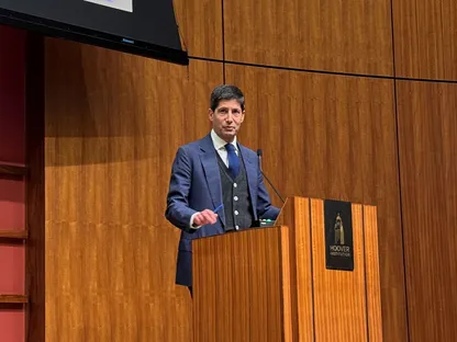 إدارة ترمب تستعد لترشيح كيفن وارش لرئاسة "الفيدرالي"