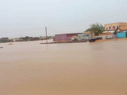 صورة منشورة بتاريخ 6 أغسطس 2023 تظهر جانباً من الفيضانات التي تعرضت لها مدن شمال السودان - وكالة الأنباء السودانية (سونا)