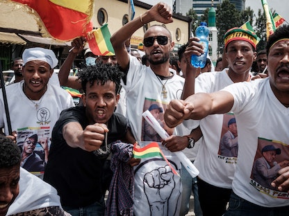 أنصار حزب بيلاديراس في العاصمة الإثيوبية أديس أبابا - 21 يونيو 2021 - AFP