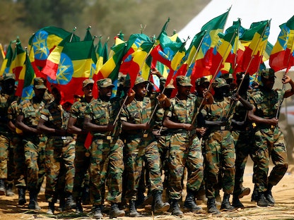 الجيش الإثيوبي خلال احتفالات سابقة بالذكرى الـ121 لمعركة "العدوة" بين إثيوبيا وإيطاليا في منطقة تيغراي - REUTERS