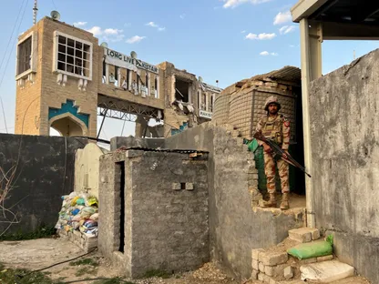 أفغانستان وباكستان تعقدان محادثات "مثمرة" في الصين