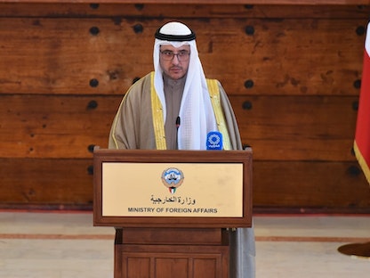 وزير الخارجية الكويتي الشيخ أحمد ناصر المحمد الصباح خلال مؤتمر صحفي بالعاصمة الكويت. مارس 2022. - kuna