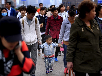 أحد شوارع مدينة شنغهاي الصينية - REUTERS